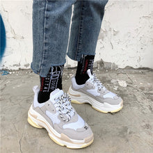 Load image into Gallery viewer, spring Harajuku Autumn vintage sneakers Men Breathable Mesh Casual Shoes men Cmfortable Fashion Tenis Masculino Adulto Sneakers
